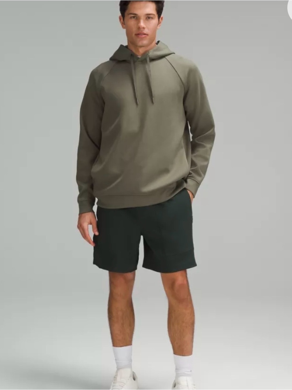 Lululemon men relaxed fit pull on shorts light wovenw S . sold out